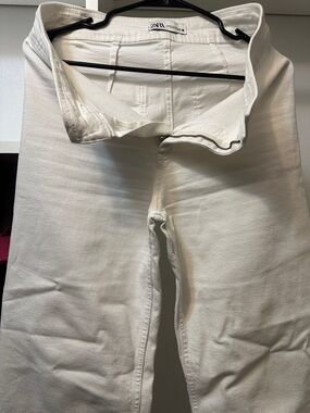 Zara Off-White High-Rise Straight Jeans